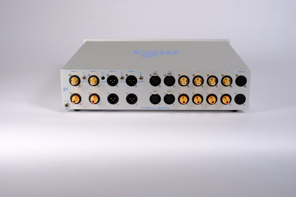Music First Audio Reference V2 passive preamplifier, Music First Audio Reference V2