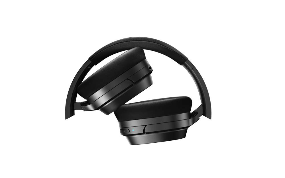 Skullcandy Crusher Wireless Over-Ear Sealed Headphones with Haptic Bass  Drivers Page 2