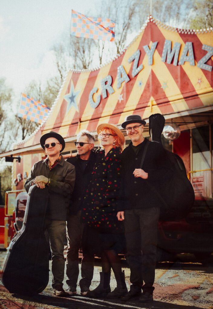 Music Interview: Fairground Attraction - hi-fi+