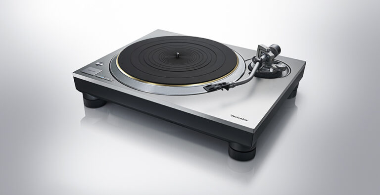 Technics SL-1300G turntable