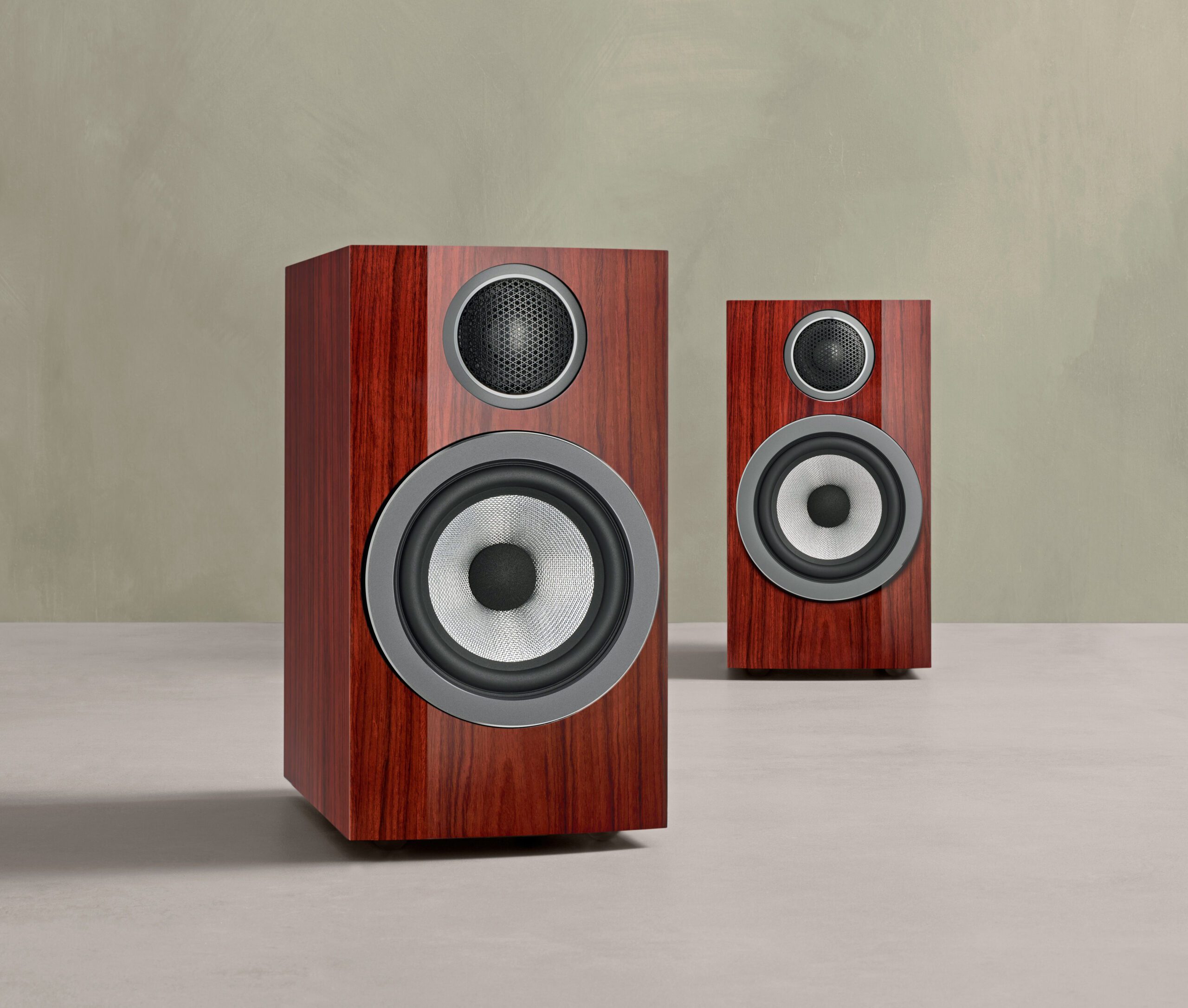 B&W - 707 Prestige Edition Santos Gloss