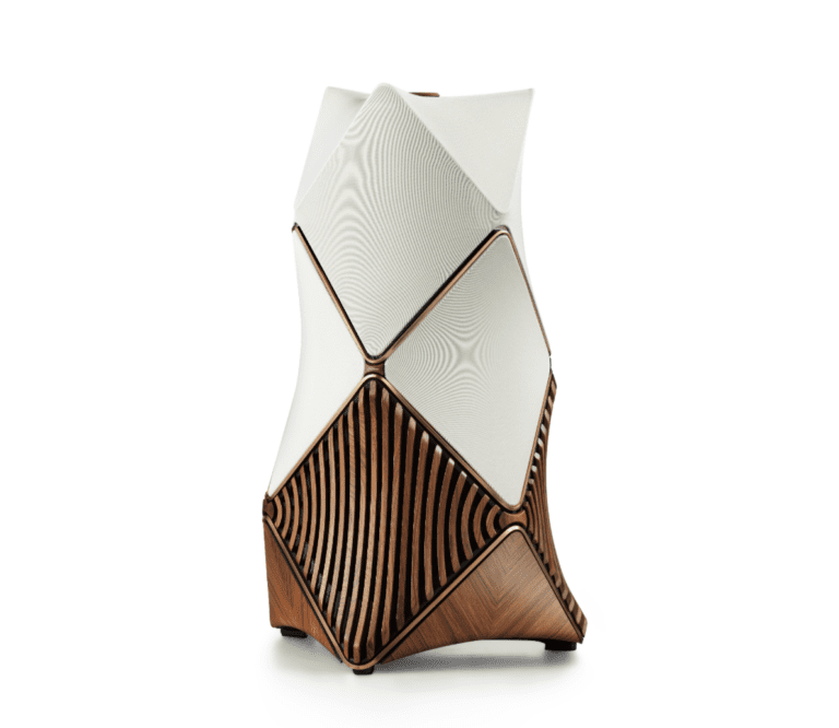 BEOLAB 90 MONARCH AND ZENITH EDITIONS CELEBRATE ALTELIER CRAFTSMANSHIP